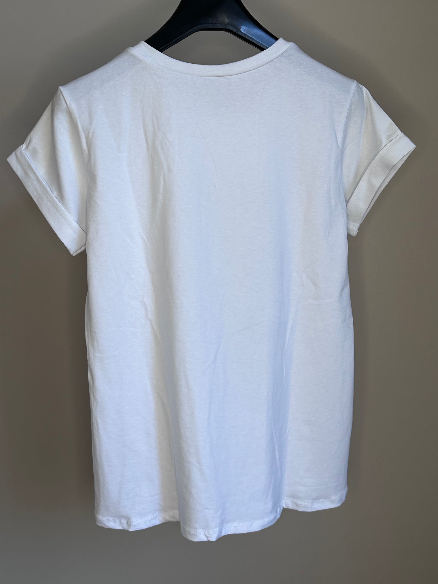 Balts kokvilnas t-krekls